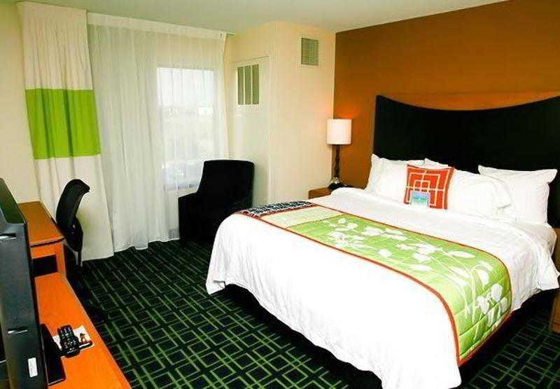 Fairfield Inn & Suites By Marriott Tupelo Habitación foto