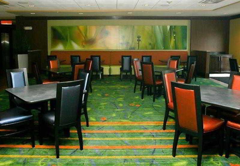 Fairfield Inn & Suites By Marriott Tupelo Restaurante foto